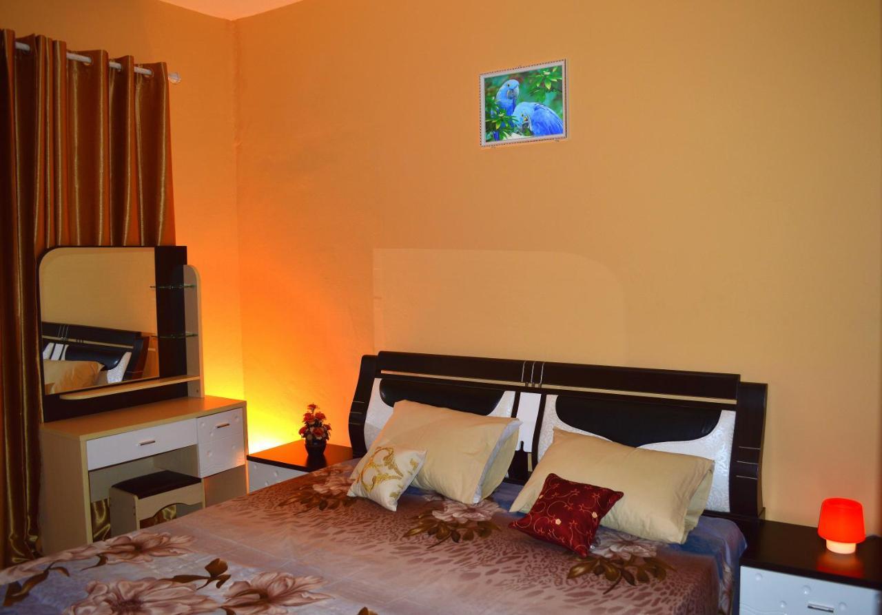 Niv Villa Flic en Flac Bagian luar foto
